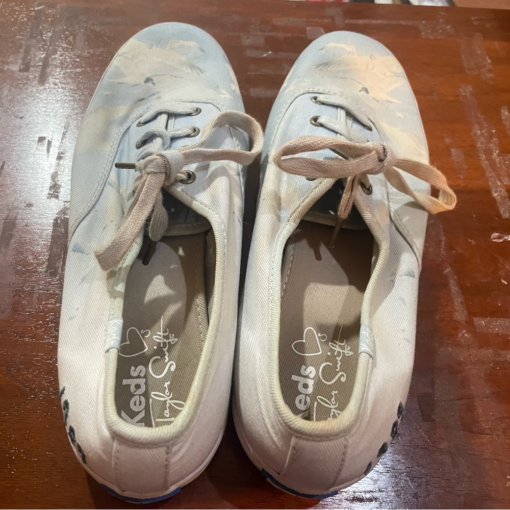 Keds Women's Blue and Cream Sneaker original 1989 era. Taylor Swift.